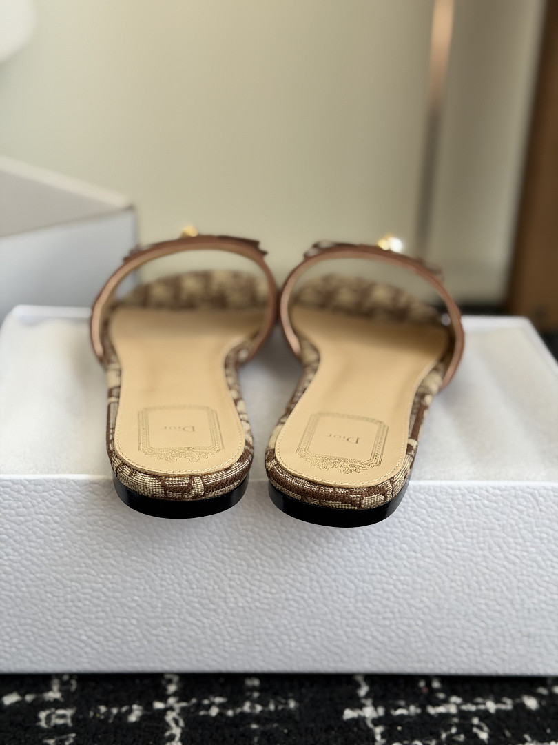 DR Sandals DS-61