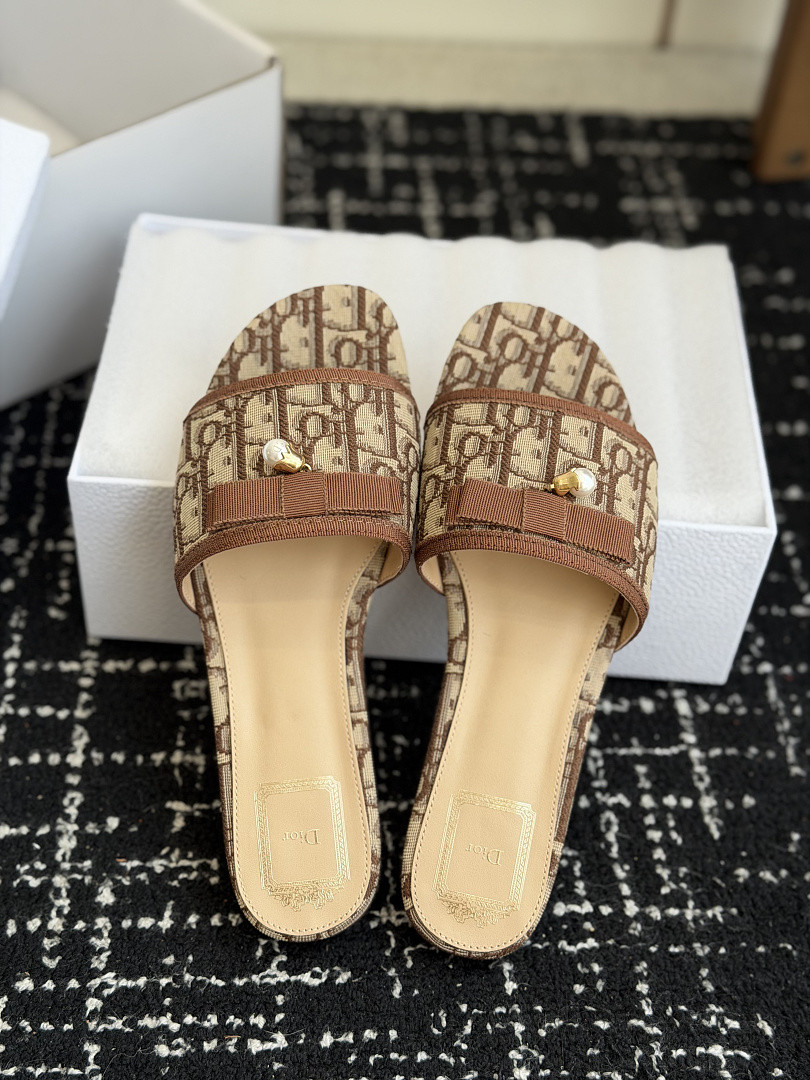 DR Sandals DS-61