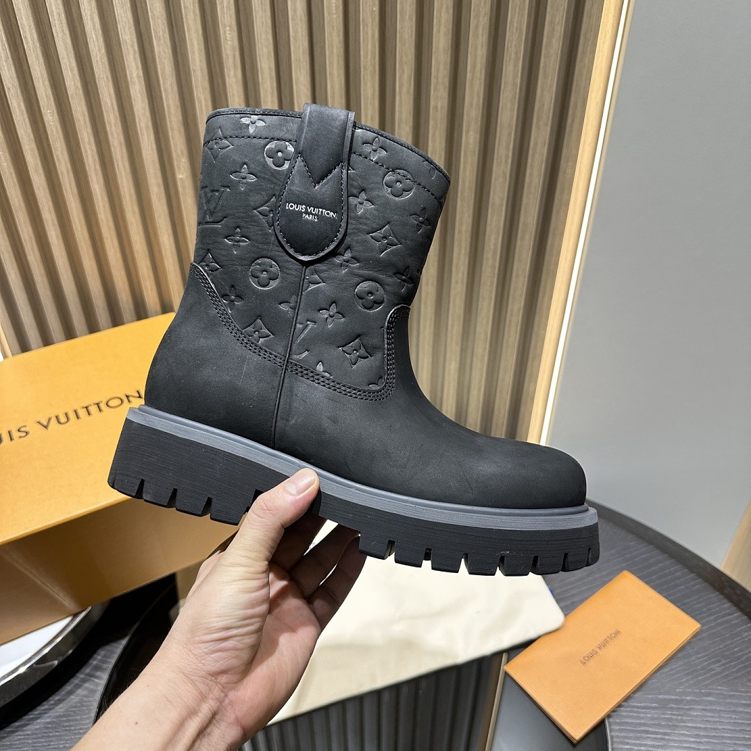 L*V BOOTS
