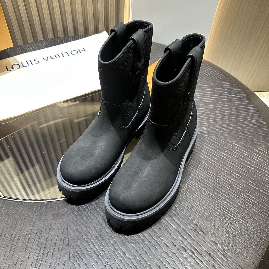 L*V BOOTS