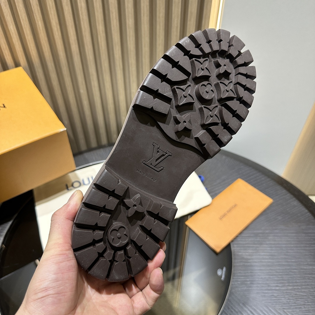 L*V BOOTS