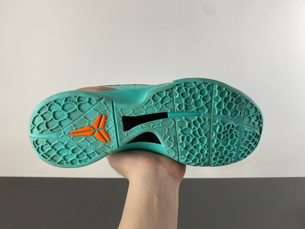 Jalen Brunson x Nike Kobe 6 Protro “Statue of Liberty” IQ5774-300