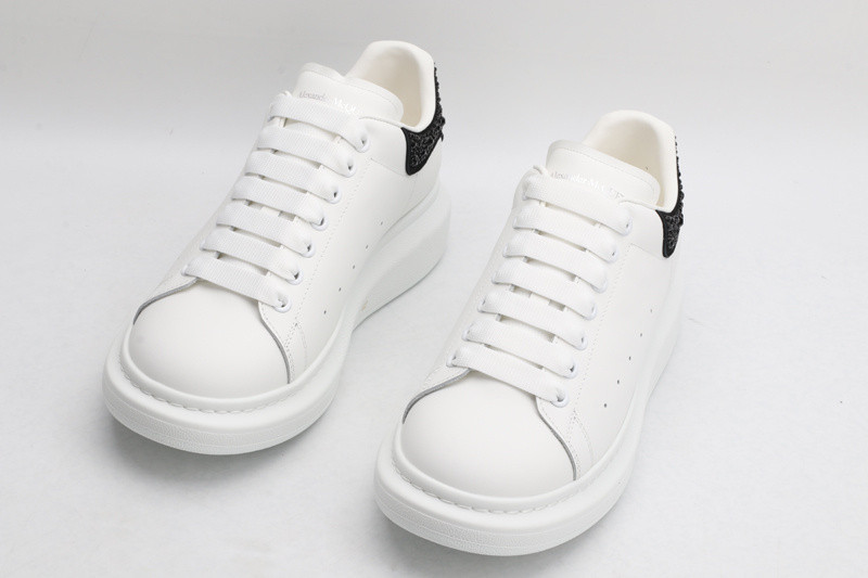 MQ Sneakers