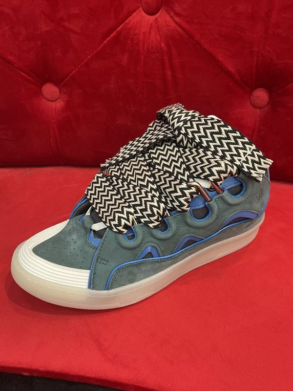 LanV sneakers