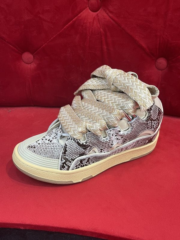 LanV sneakers