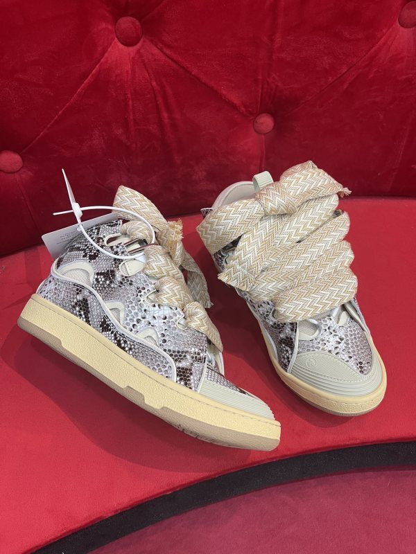 LanV sneakers