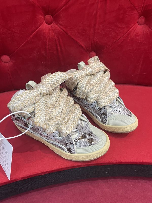 LanV sneakers
