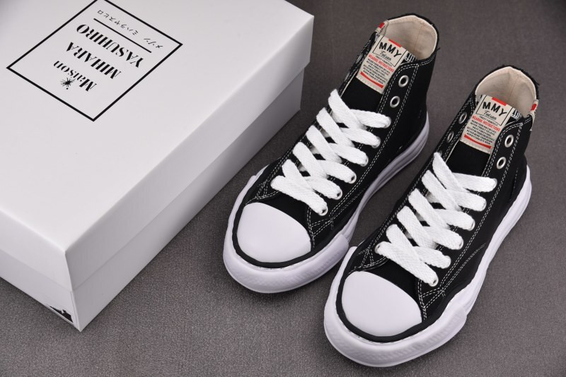 Ma1s0n Mihara Sneakers