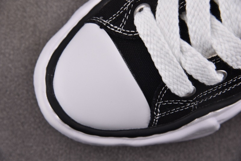 Ma1s0n Mihara Sneakers