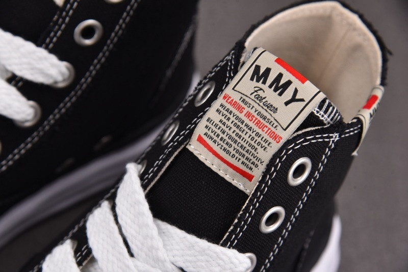 Ma1s0n Mihara Sneakers