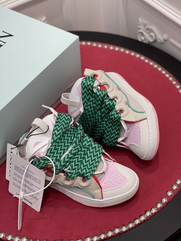 LanV sneakers