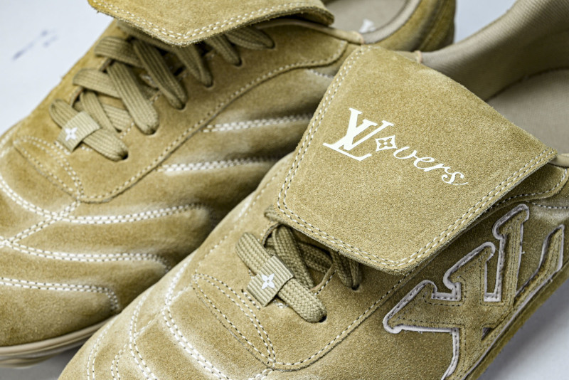 L*V Footprint Sneaker