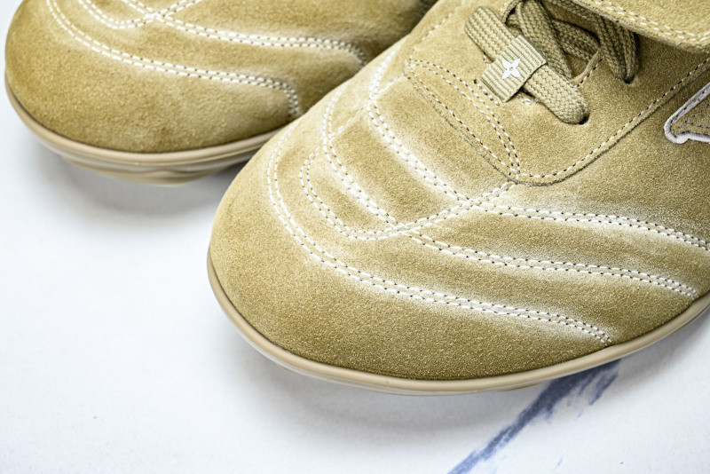 L*V Footprint Sneaker