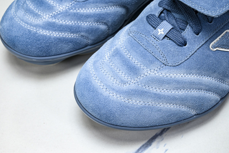 L*V Footprint Sneaker