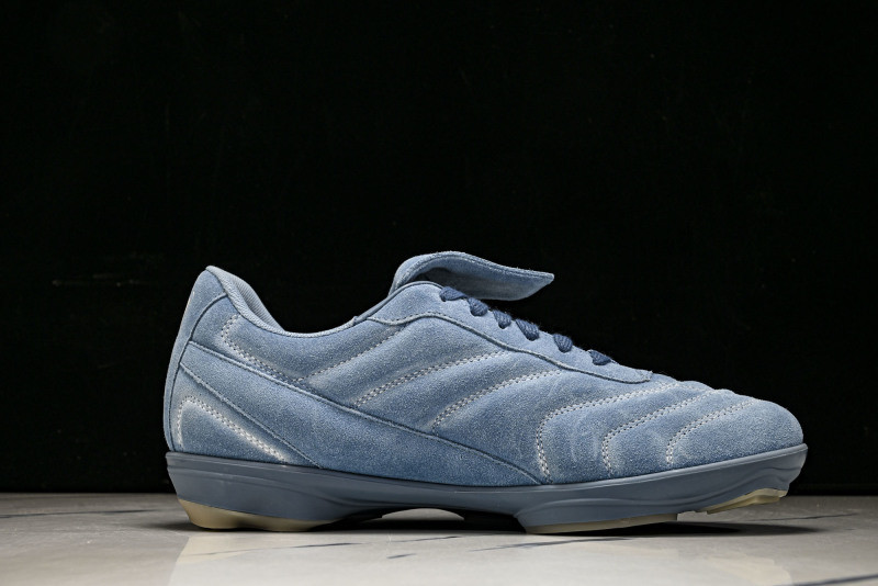 L*V Footprint Sneaker
