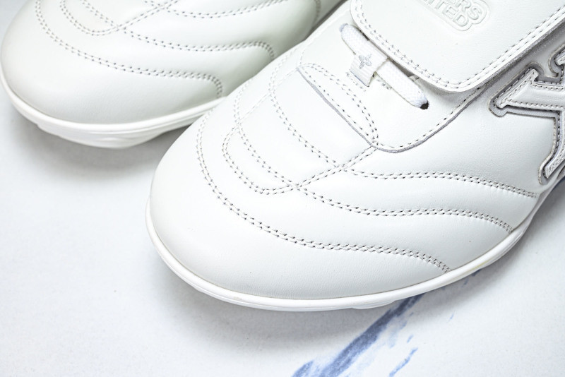 L*V Footprint Sneaker
