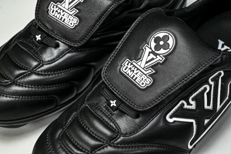L*V Footprint Sneaker