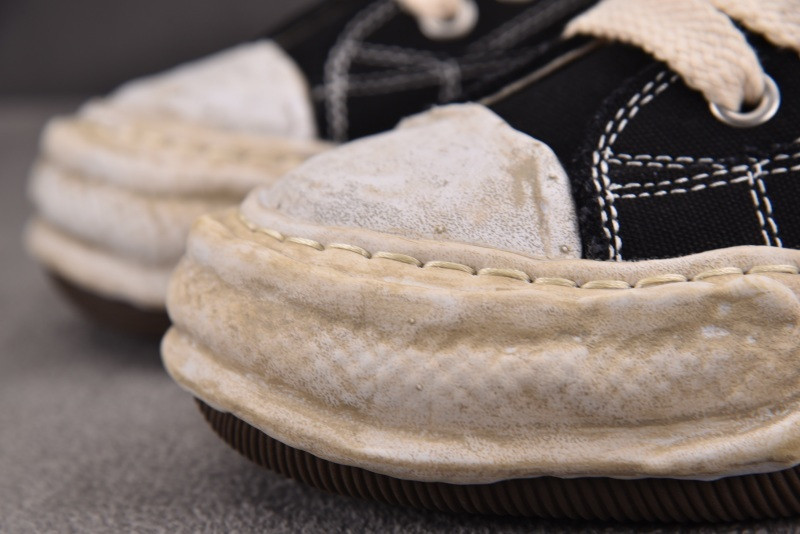 Ma1s0n Mihara Sneakers