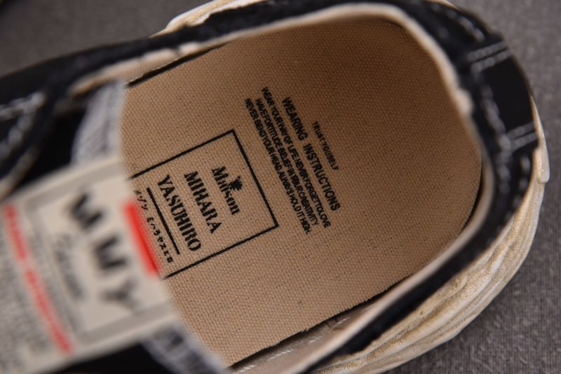 Ma1s0n Mihara Sneakers