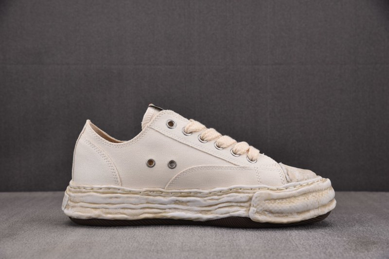 Ma1s0n Mihara Sneakers