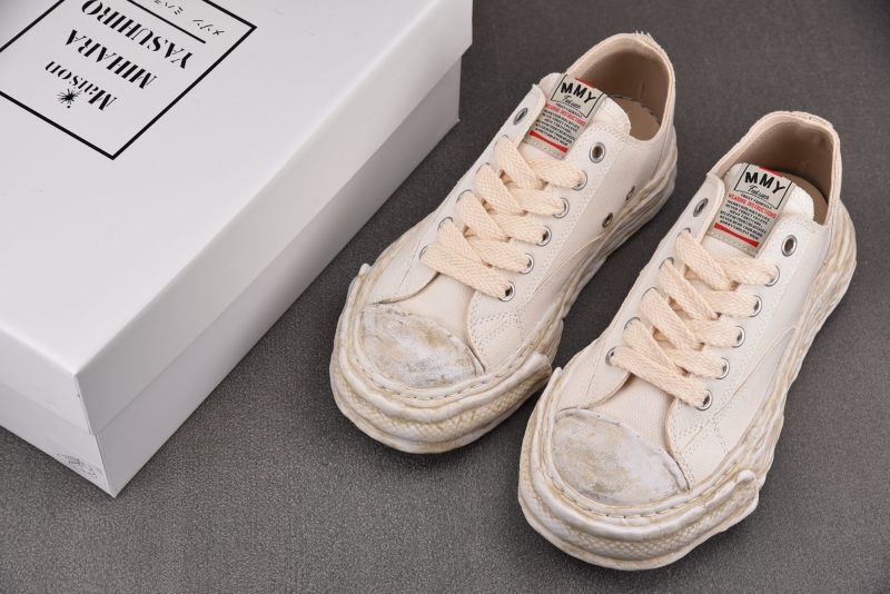 Ma1s0n Mihara Sneakers
