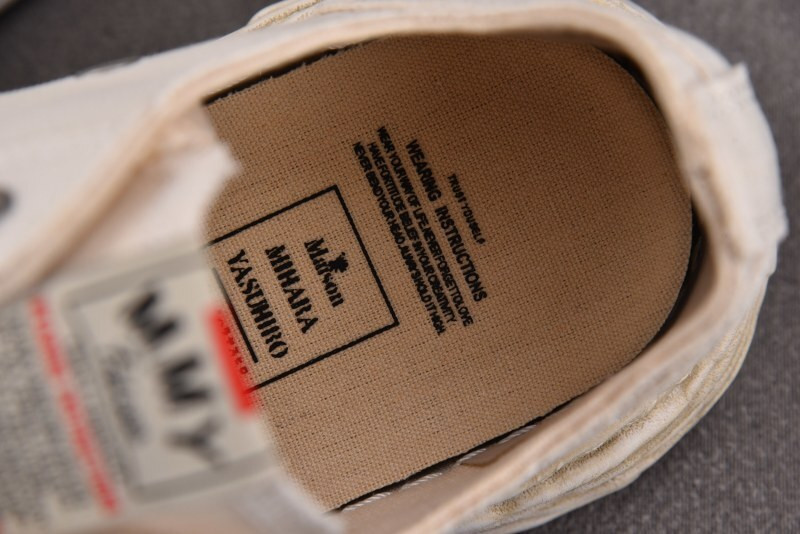 Ma1s0n Mihara Sneakers