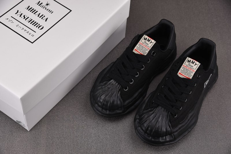 Ma1s0n Mihara Sneakers