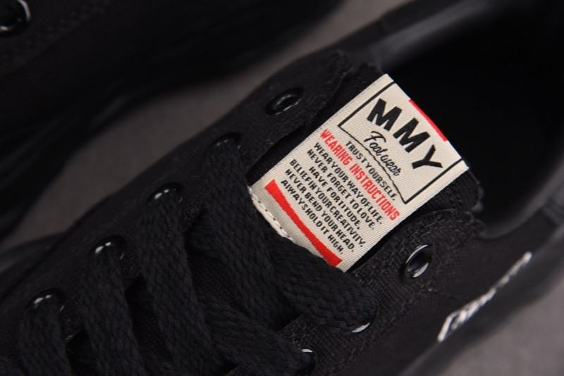 Ma1s0n Mihara Sneakers