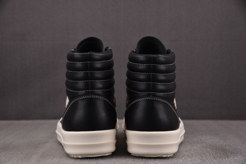 RO Sneakers