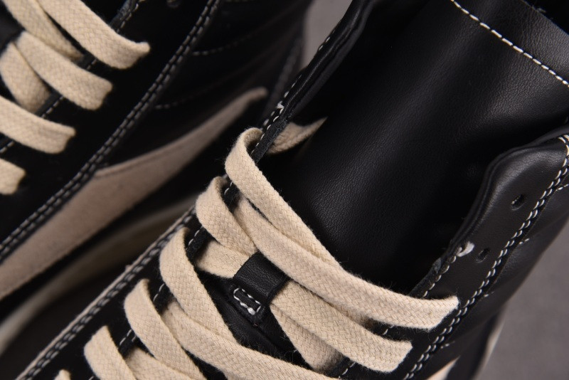 RO Sneakers