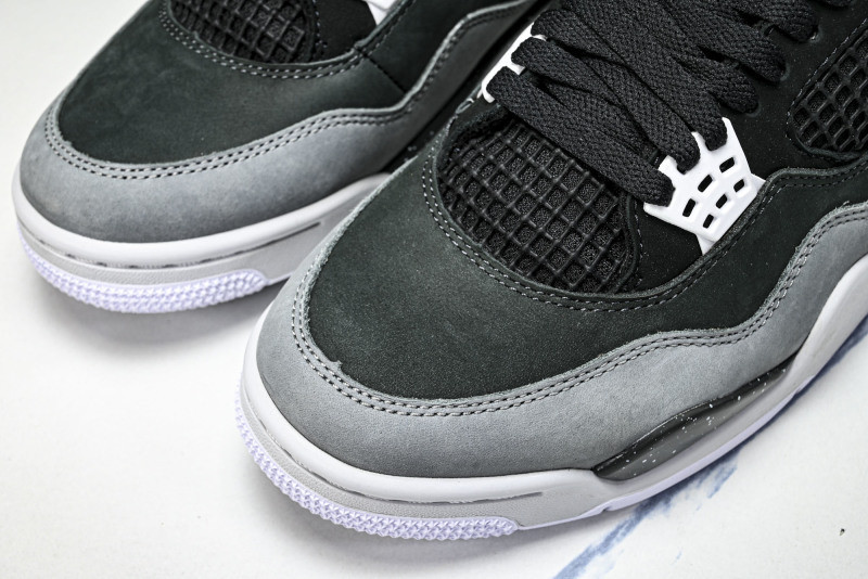 Air Jordan 4 "Fear" FQ8138-002