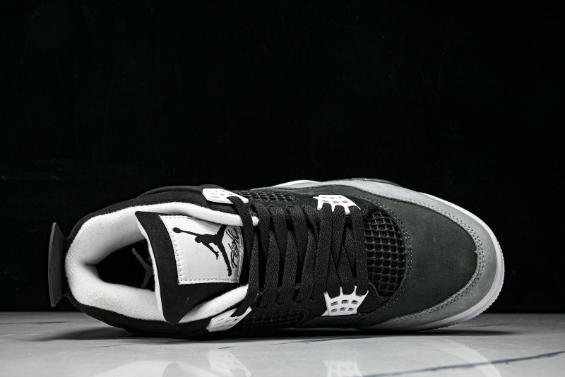Air Jordan 4 "Fear" FQ8138-002