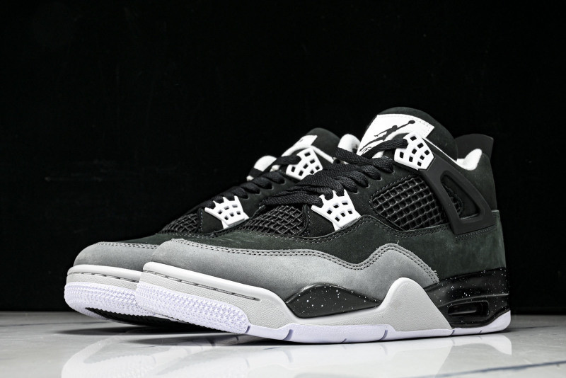 Air Jordan 4 "Fear" FQ8138-002