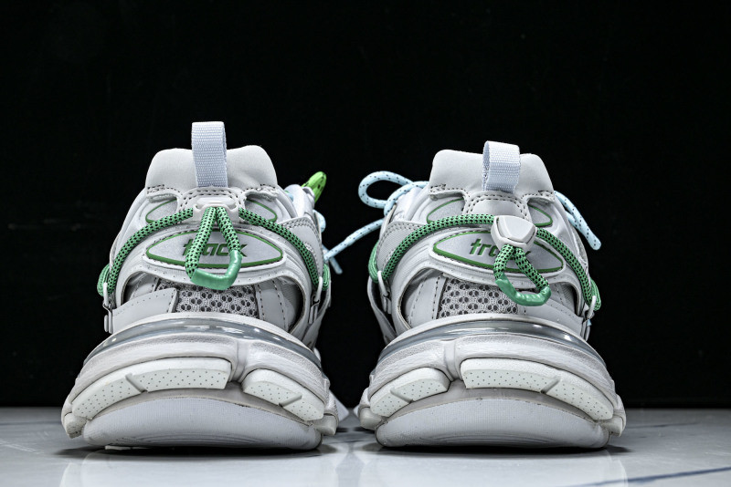 Ba1en*iaga track 800590 wtrhk 1340