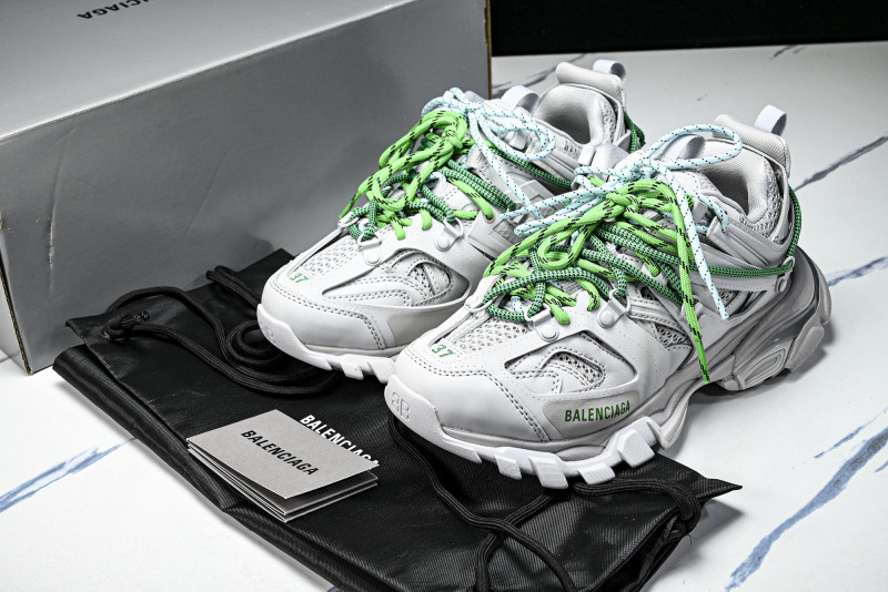 Ba1en*iaga track 800590 wtrhk 1340