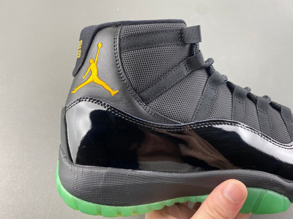 Air Jordan 11 Retro "Green Black" CT8012-037