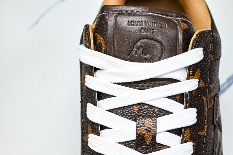 L*V Buttersoft Sneaker