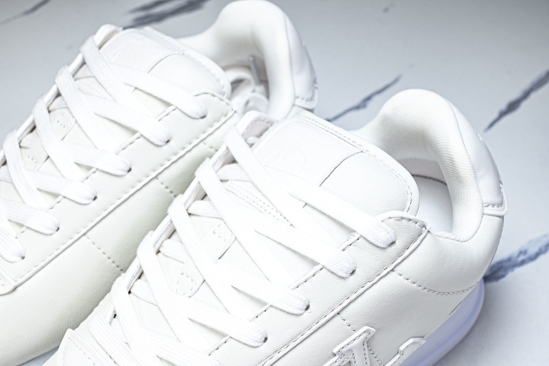 L*V Buttersoft Sneaker