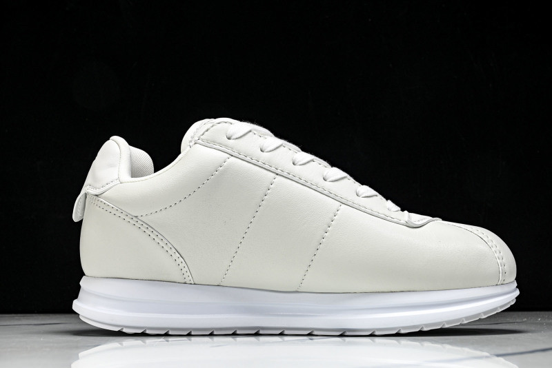 L*V Buttersoft Sneaker