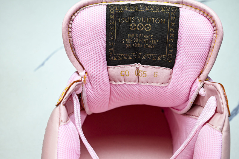 L*V Buttersoft Sneaker
