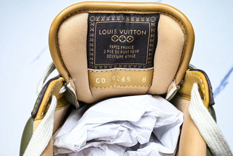 L*V Buttersoft Sneaker