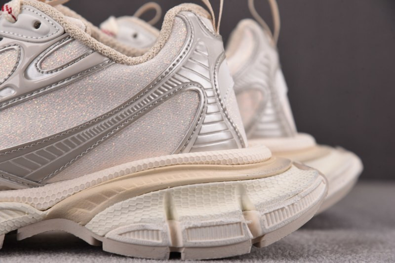 Ba1en*iaga Sneaker 3XL