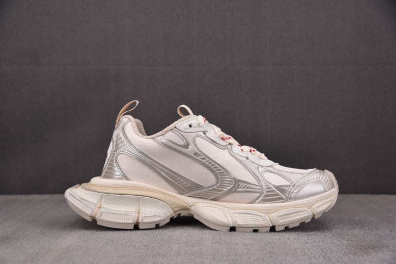 Ba1en*iaga Sneaker 3XL