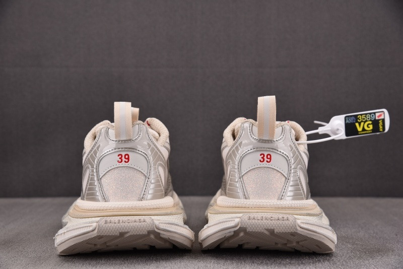 Ba1en*iaga Sneaker 3XL