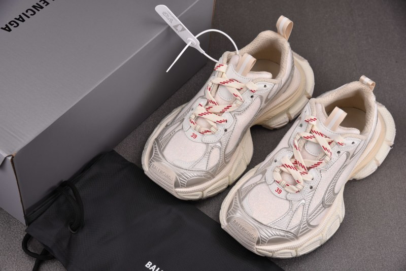 Ba1en*iaga Sneaker 3XL