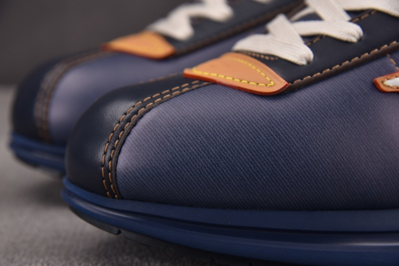 L*V Buttersoft Sneaker