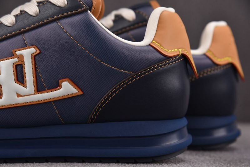 L*V Buttersoft Sneaker