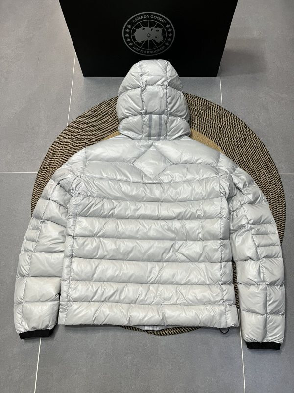 Can*a G00se coat