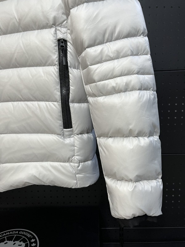 Can*a G00se coat