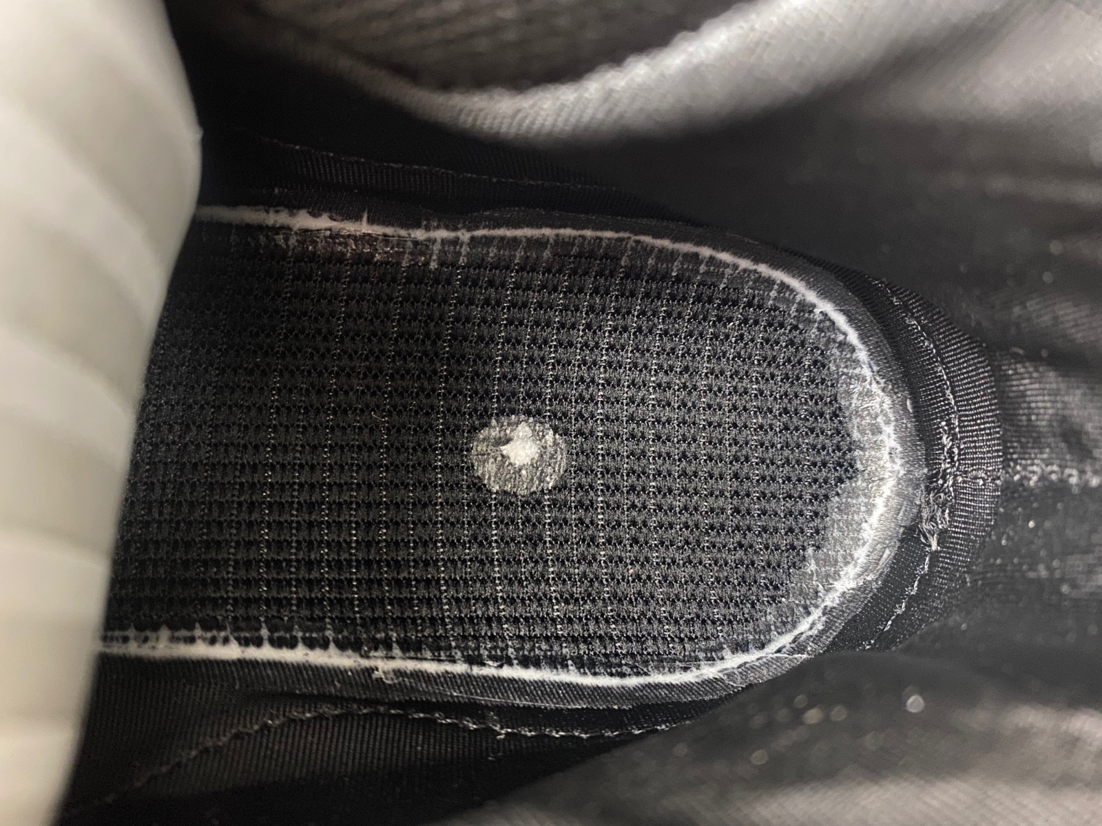 NK Air Foamposite One “Volt” HF2902-001